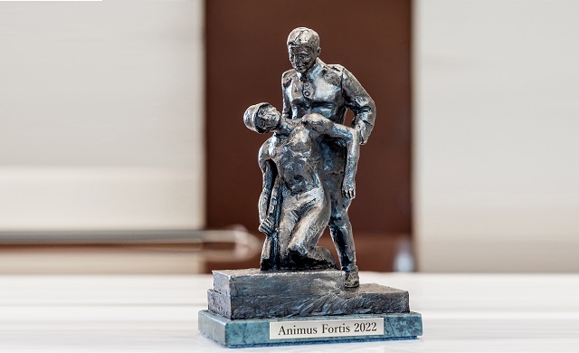 Statuetka nagrody Animus Fortis Mężny Duch