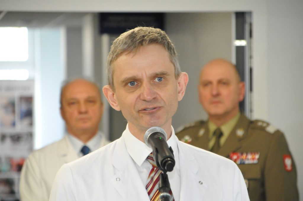 Jacek Staszewski podczas otwarcia Kliniki Neurologicznej