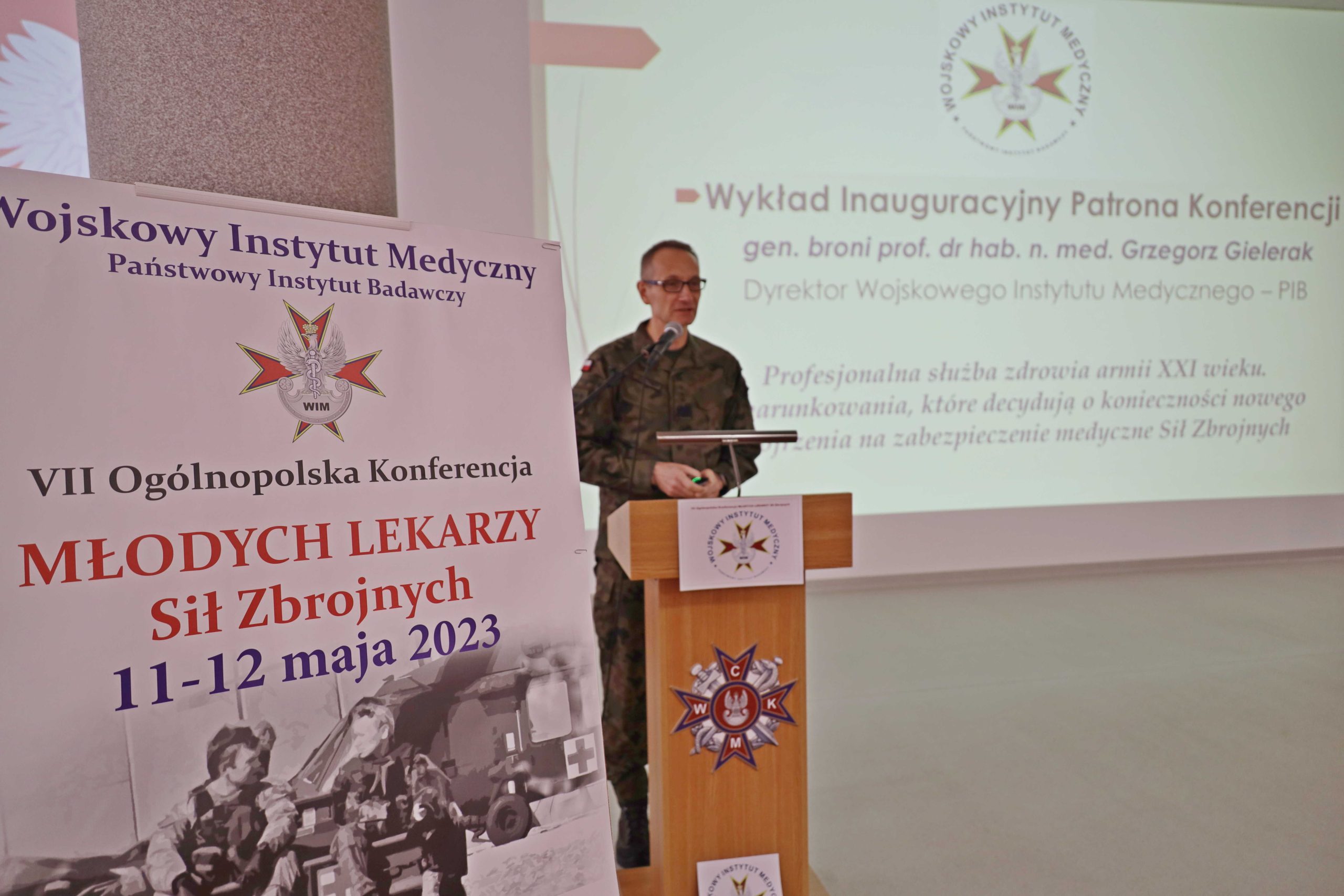 Wykład inauguracyjny gen. broni prof. dr hab. n. med. Grzegorza Gieleraka podczas VII Konferencji Młodych Lekarzy