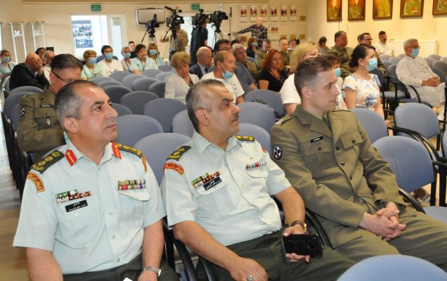 Pomoc medyczna dla uchodźców – jest dobrze, ale czy można jeszcze lepiej? Podsumowanie pierwszego etapu programu pilotażowego Sił Zbrojnych Rzeczypospolitej Polskiej oraz Haszymidzkiego Królestwa Jordanii dotyczącego zarządzania zdrowiem i opieką w warunkach kryzysu migracyjnego