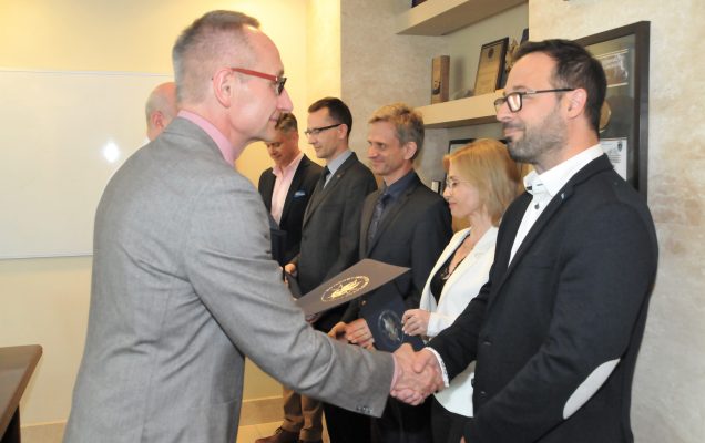 Instytutowe Forum Doskonalenia Kompetencji Naukowo-Badawczych WIM-PIB