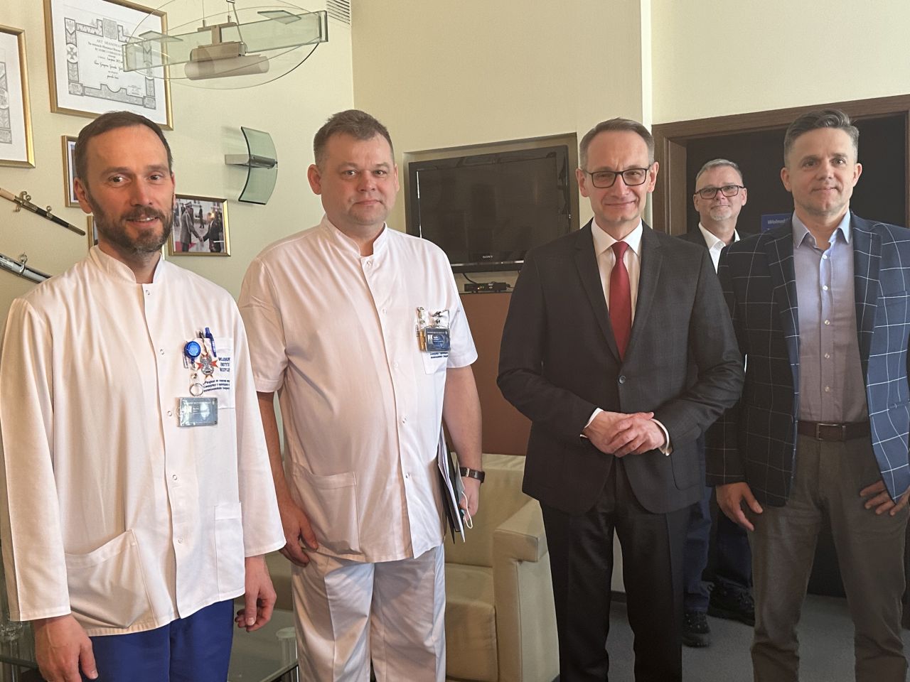 Ppłk. dr n. med. Arkadiusz Zegadło nowy kierownik Zakładu Diagnostyki Laboratoryjnej z Komendantem WIM i Dyrektorem WIM