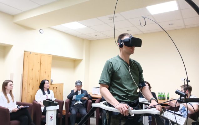 badanie za pomocą technologii wirtualnej rzeczywistości (VR)