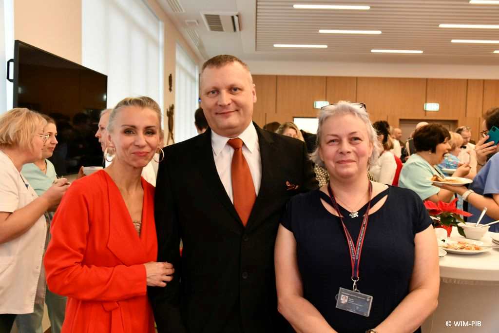 Małgorzata Złotkowska podczas spotkania wigilijne w Wojskowym Instytucie Medycznym w Warszawie.