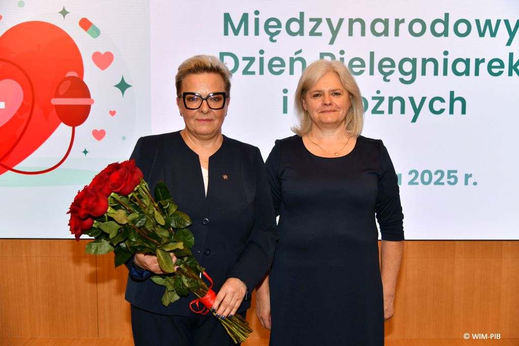 Lidia Wojda, Beata Furtaka z pozują do zdjęcia.