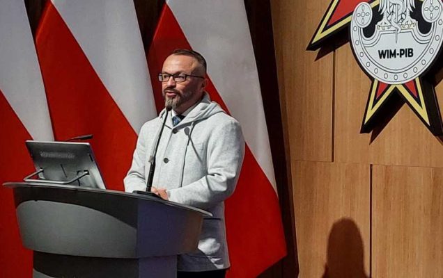 Prelegent wykładu inauguracyjnego.