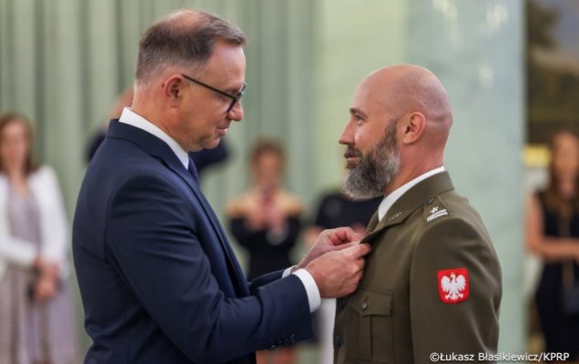005_andrzej_duda_odznaczenia_lekarze_04-08-2025_lb_15324-jpg_10981