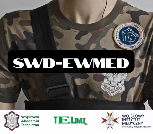 Manekin ubrany w koszulkę wojskową z elementami nasobnymi. Pod zdjęceim logotypy, WAT, WIM, TELDAT.
