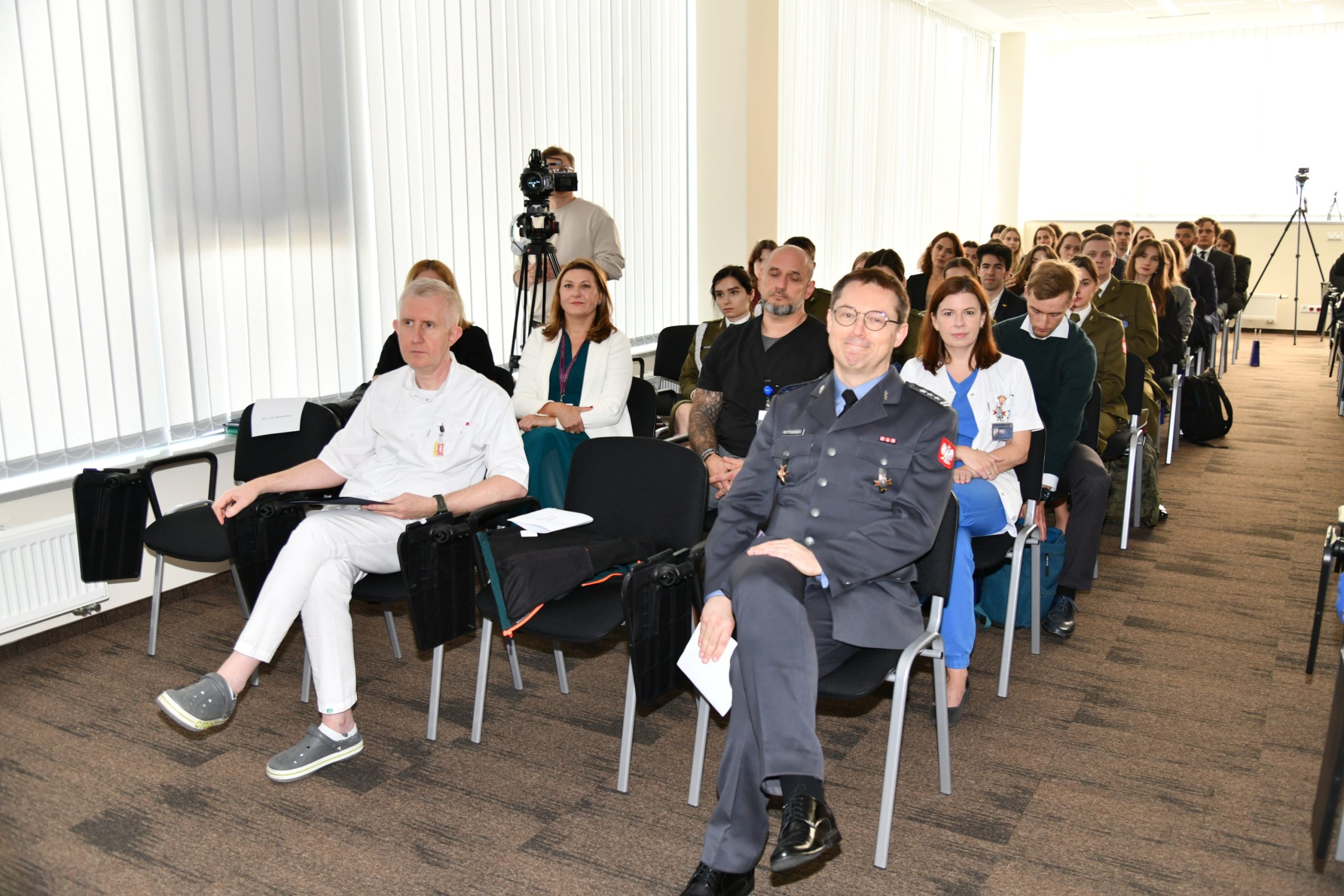 Rozpoczęcie stażu podyplomowego lekarzy 2025/2026 w WIM-PIB