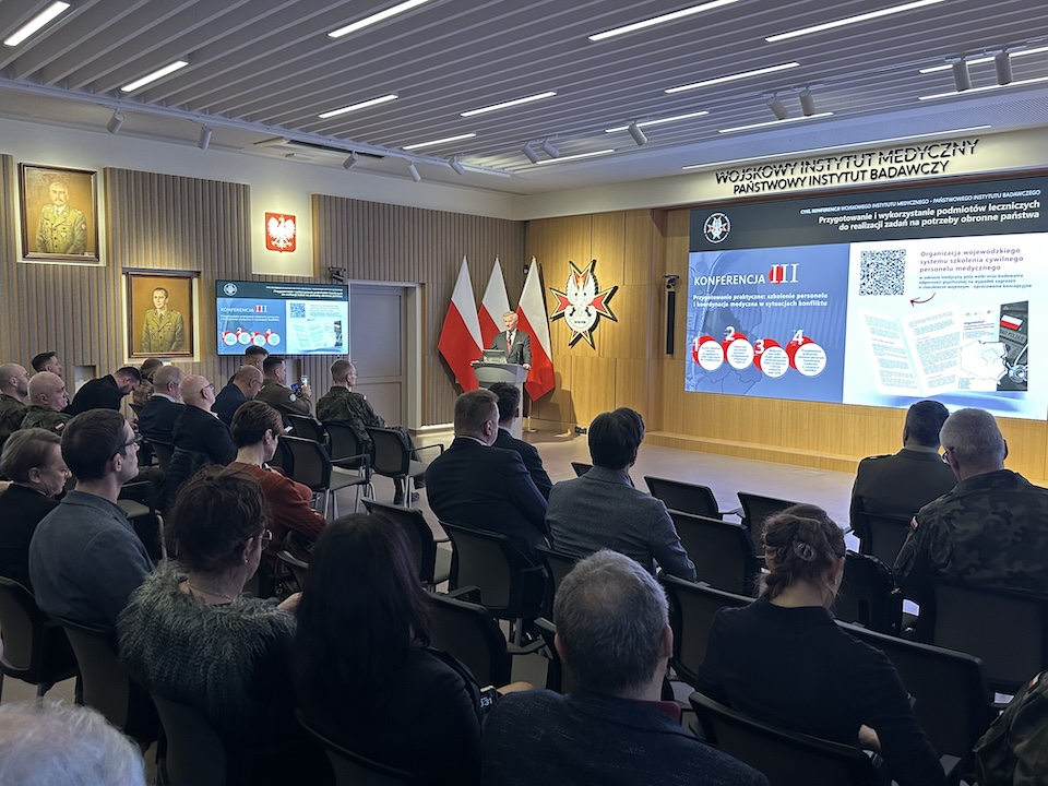 Uczestnicy konferencji na auli Wojskowego Instytutu Medycznego.