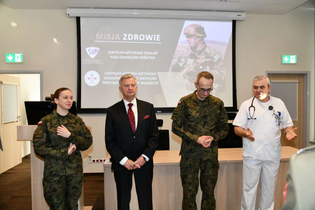 Sala wykładowa WIM. Od lewej: Agnieszka Grabińska, Stanisław Wziątek,Grzegorz Gielerak, Jarosław Świstak.