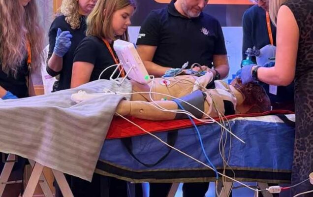 Szkolenie prowadzone przez zespół Centrum Symulacji Medycznej WIM-PIB
